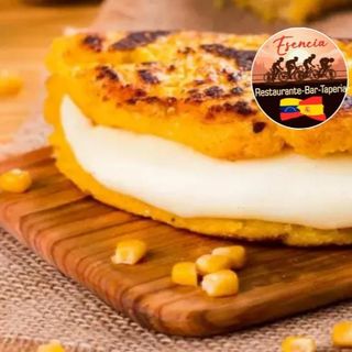 Cachapas De Queso Y Cerdo Al Barril (1 Ud.)