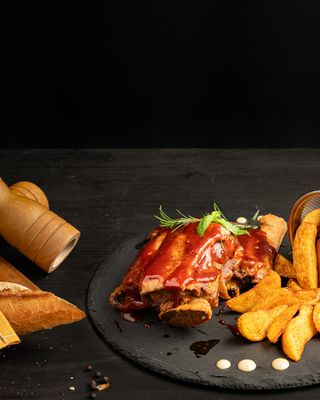 Teleća rebarca u BBQ sosu 400gr