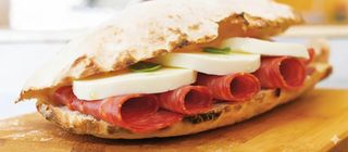 Paposcia ventricina mozzarella