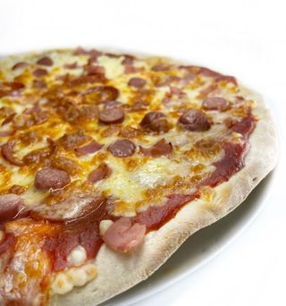 Pizza Peperoni (30 Cm.)