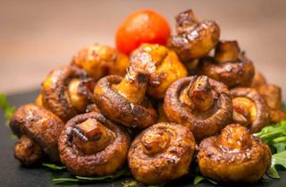 Шампиньоны на мангале