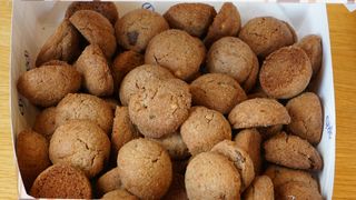 Печенье шоколадное с фундуком S