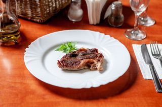 Ceafa de porc la cuptor