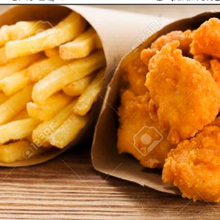 Nuggets Con Patatas Fritas
