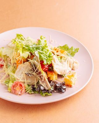 Салат "Цезарь" курицей