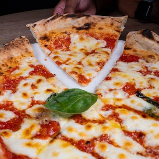 Pizza Margarita (33 Cm.)