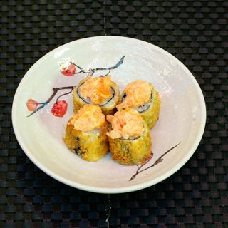 26. Hosomaki con granchio fritto