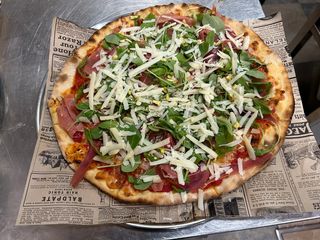 16 Pizza Golosa (33 Cm.)