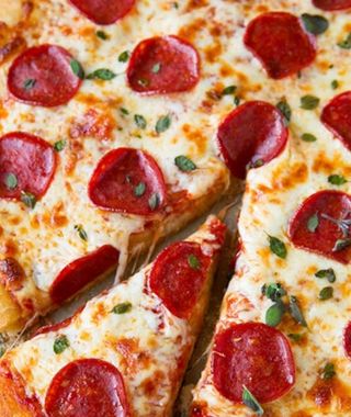 Pizza normal péppéroni