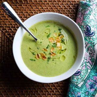 Broccoli Almond Soup