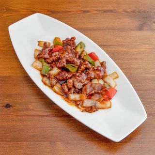 Ternera Con Salsa Picante