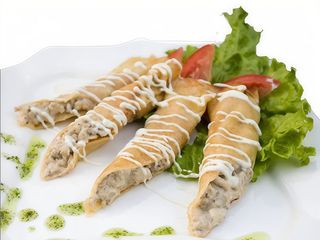 Млинці з куркою та грибами