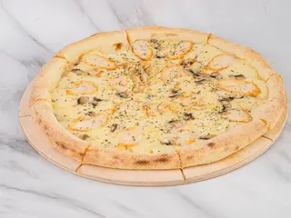 Пицца с курицей и грибами (450г)