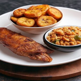 Plantain, egg & turkey