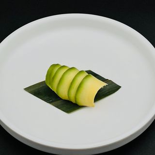 182. Nigiri avocado