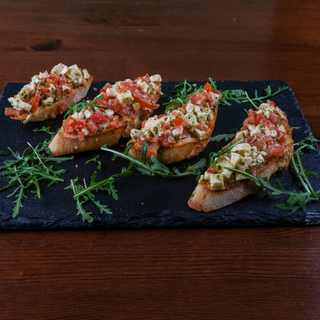 Брускети Капрезе 200гр.