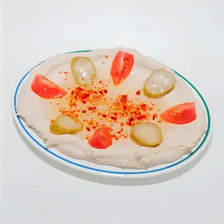 Humus s Turskim mesom