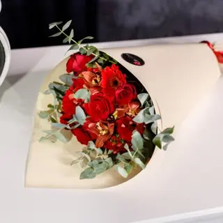 Buchet roșu