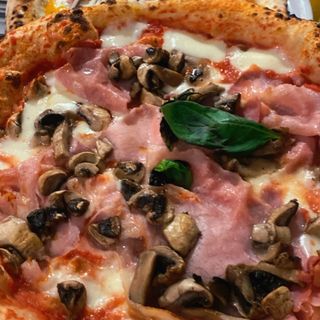 Pizza Capricciosa (33 Cm.)