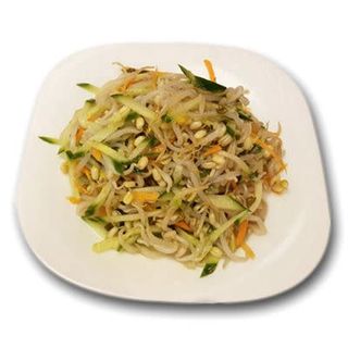 14.Салата от соеви кълнове (300г)