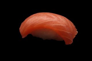 Суші лосось 1шт. (40г)