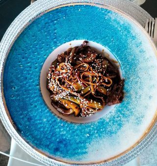 Wok japonez vită