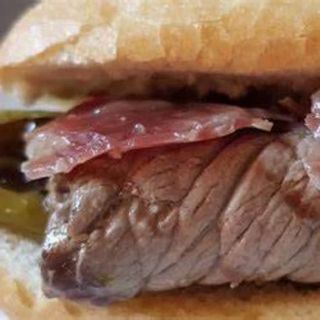 Bocadillo De Ternera Especial