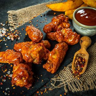 6 Hot wings