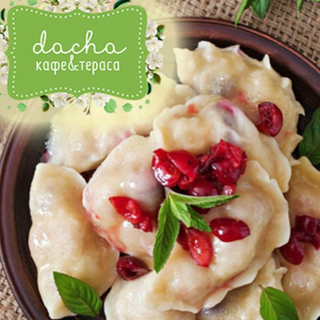 Дачні вареники з вишнями (330г)