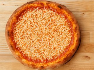 Неаполітанська, томатний соус, сир L