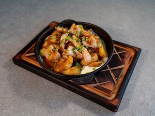 Картопля по-селянськи з куркою