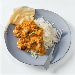 Murgh makhani sa basmati rižom