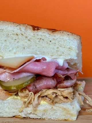 Sándwich El Q'Bano Guapo