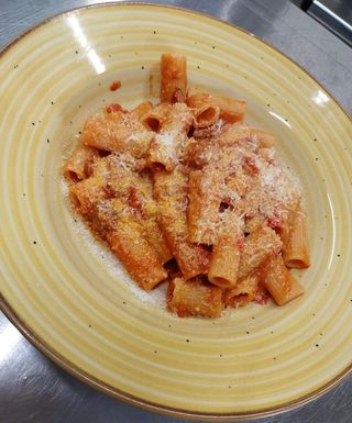 Rigatoni matriciana