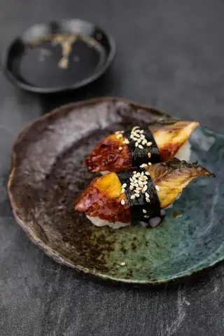 Nigiri węgorz