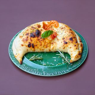 Pizza Calzone