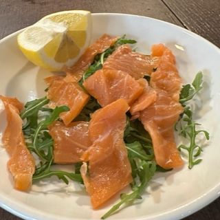 Salmone affumicato con rucola