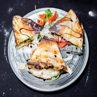 Panuozzo puretina sendvič