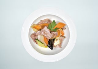 Vitello con Verdure Saltate