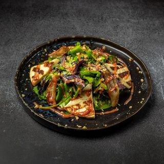 Salata sa grilovanim miročkim sirom