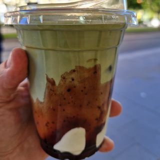 ICED STRAWBERRY MATCHA