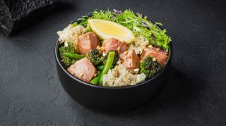 Боул з тунцем в соусі Пад Тай XL