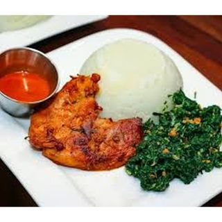 Kuku 1/4 + Ugali