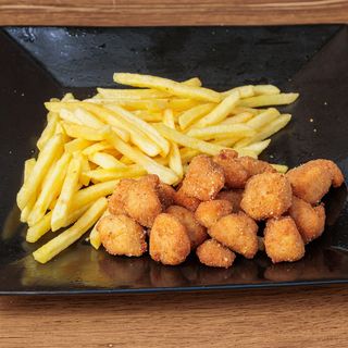 Pileći specijal 200g + Pomfrit 200g