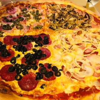 Pizza Cztery Pory Roku  30cm