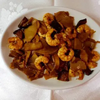 A74. Gambas Con Bambú Y Setas 