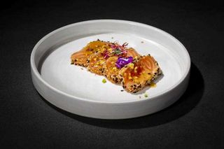 197. Sake tataki sesamo