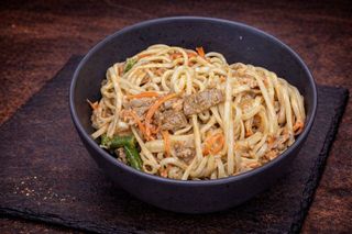 Удон з морепродуктами