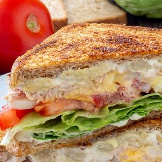 Sándwich de atún vegetal