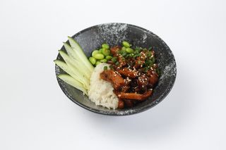 Рис з куркою теріякі (270г)